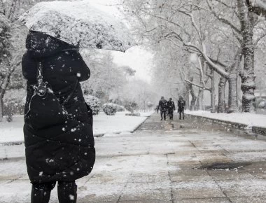 Σύντομη άνοιξη και χιόνια με πολικές θερμοκρασίες από το Σάββατο (χάρτες)